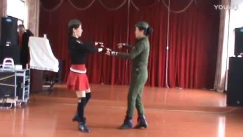 第二套水兵舞视频,动感旋律下的海洋风情演绎